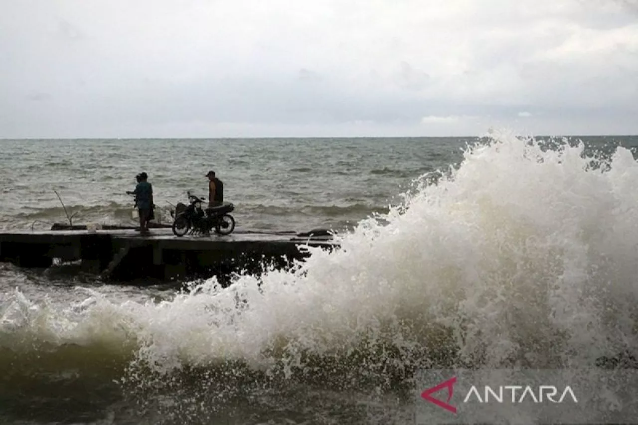 BMKG: Waspada Gelombang Tinggi hingga 2 Meter di Aceh dan Sumatera Utara