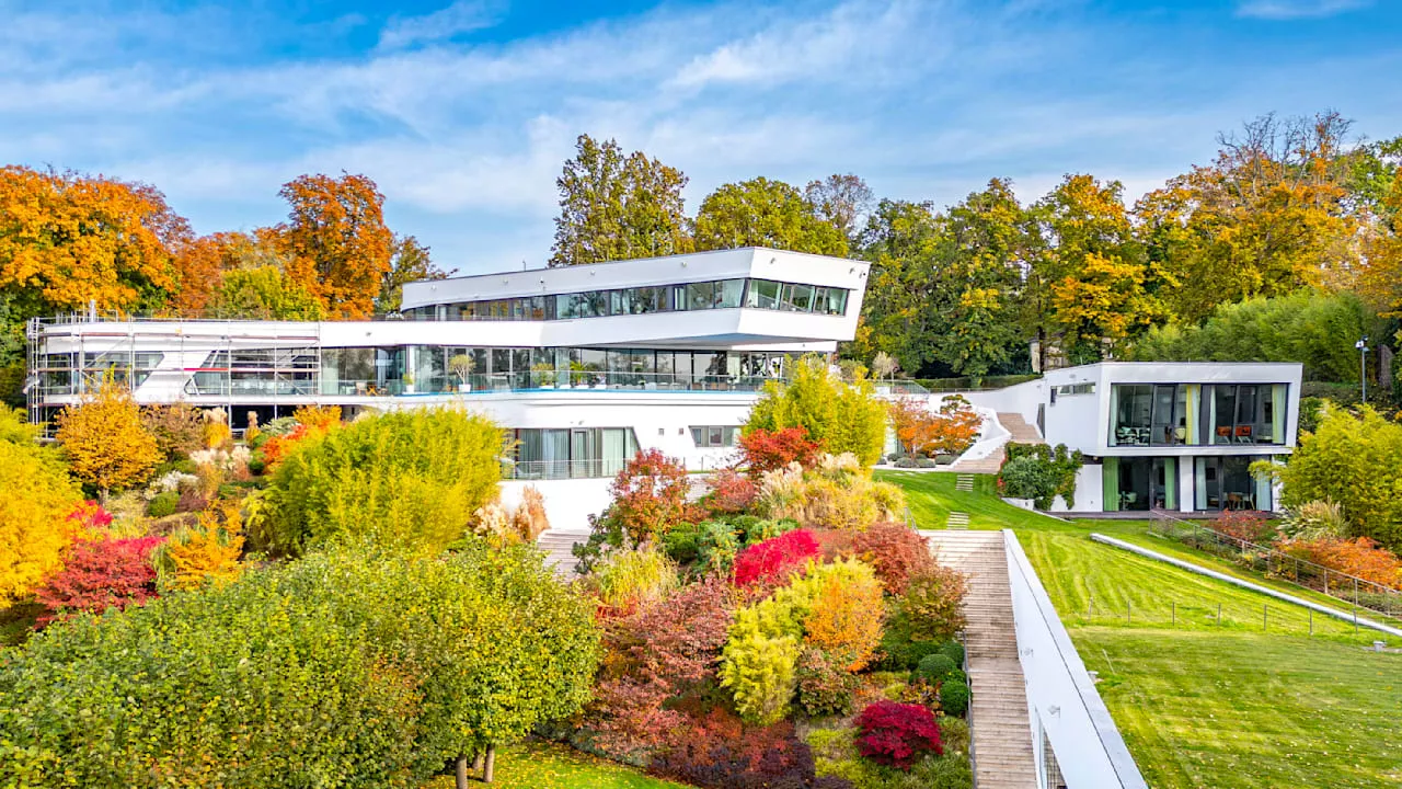 Brad Pitts Luxus-Villa auf der Insel Schwanenwerder zum Verkauf