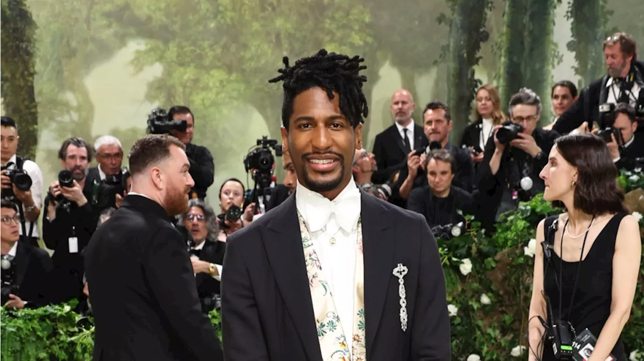 Jon Batiste Signs With UTA