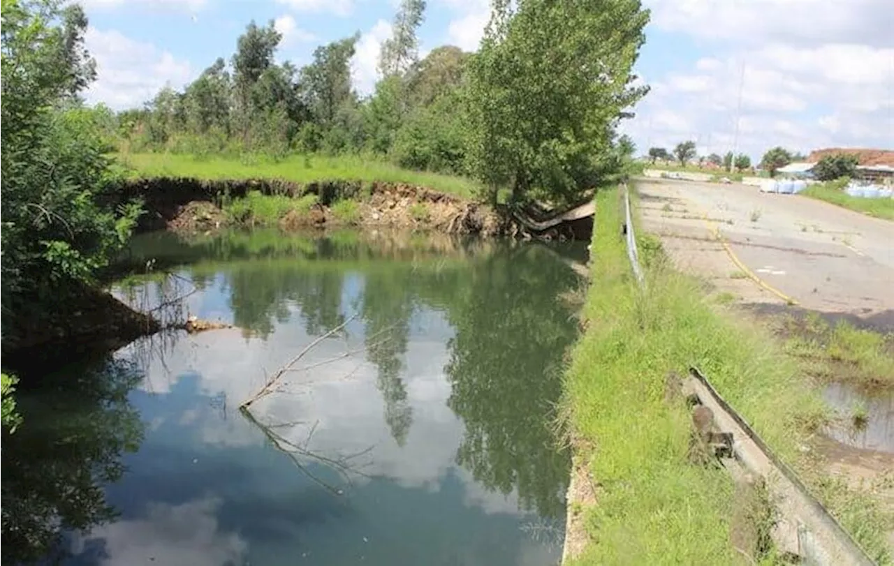 FOLLOW-UP: VIDEO: City of Ekurhuleni cannot afford to fix sinkholes