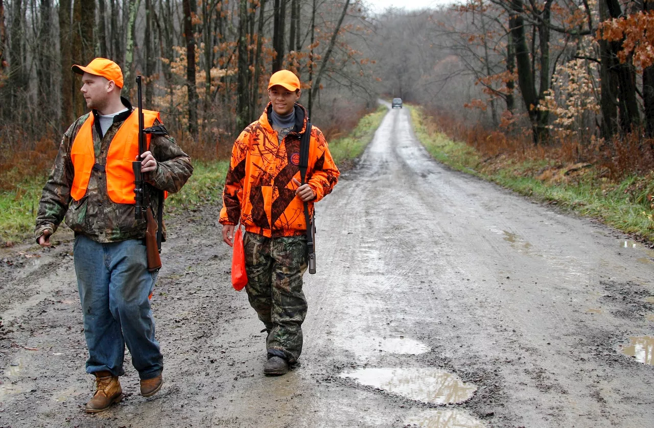 Ohio Lawmakers Seek to Lower Senior Hunting License Discount Age