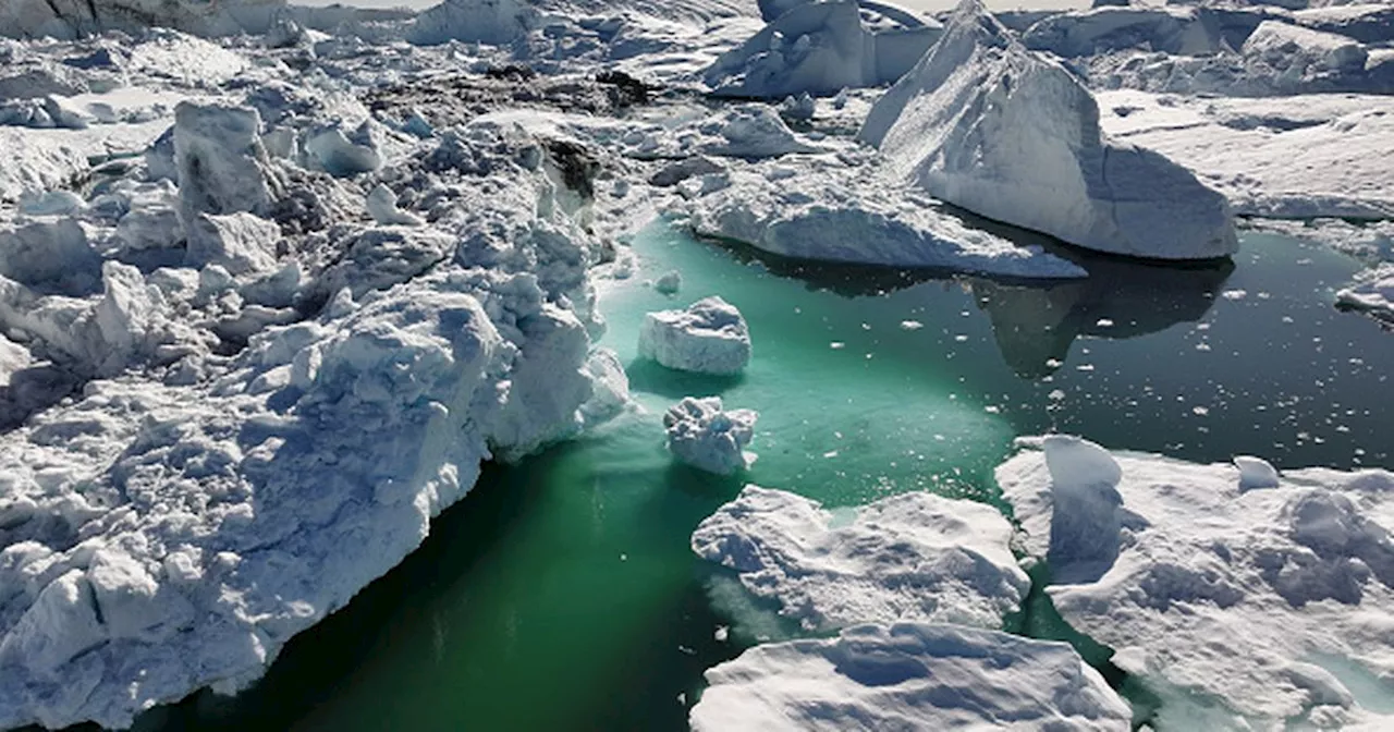 Cracks in Greenland Ice Sheet growing 'quicker than expected', experts warn