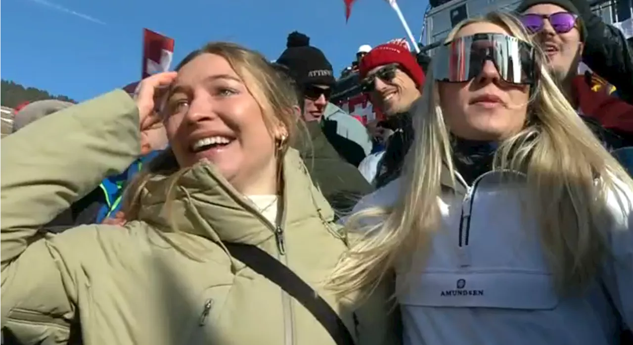  Goldig! Diese zwei Blondinen machen WM-Helden schnell