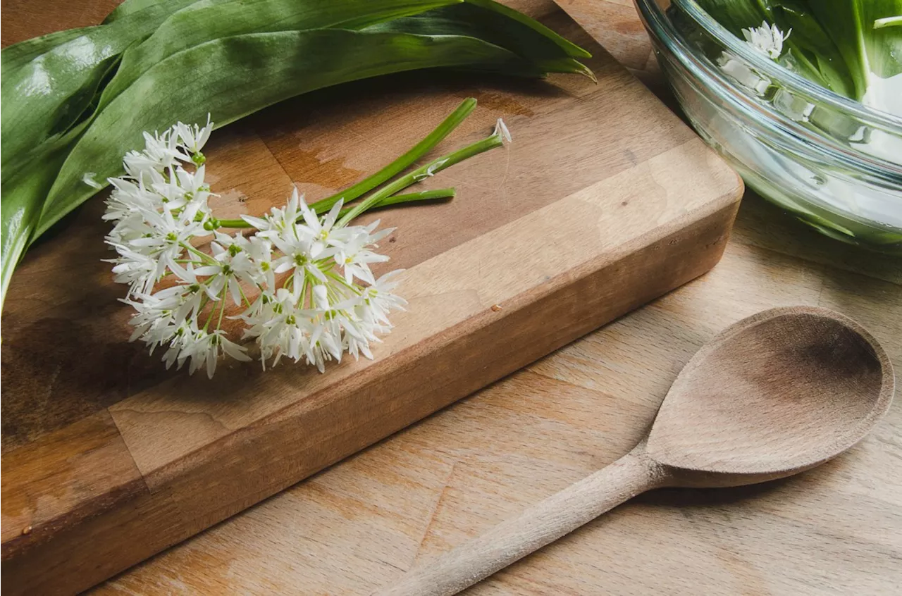 Can Garlic Really Help Fight Colds?