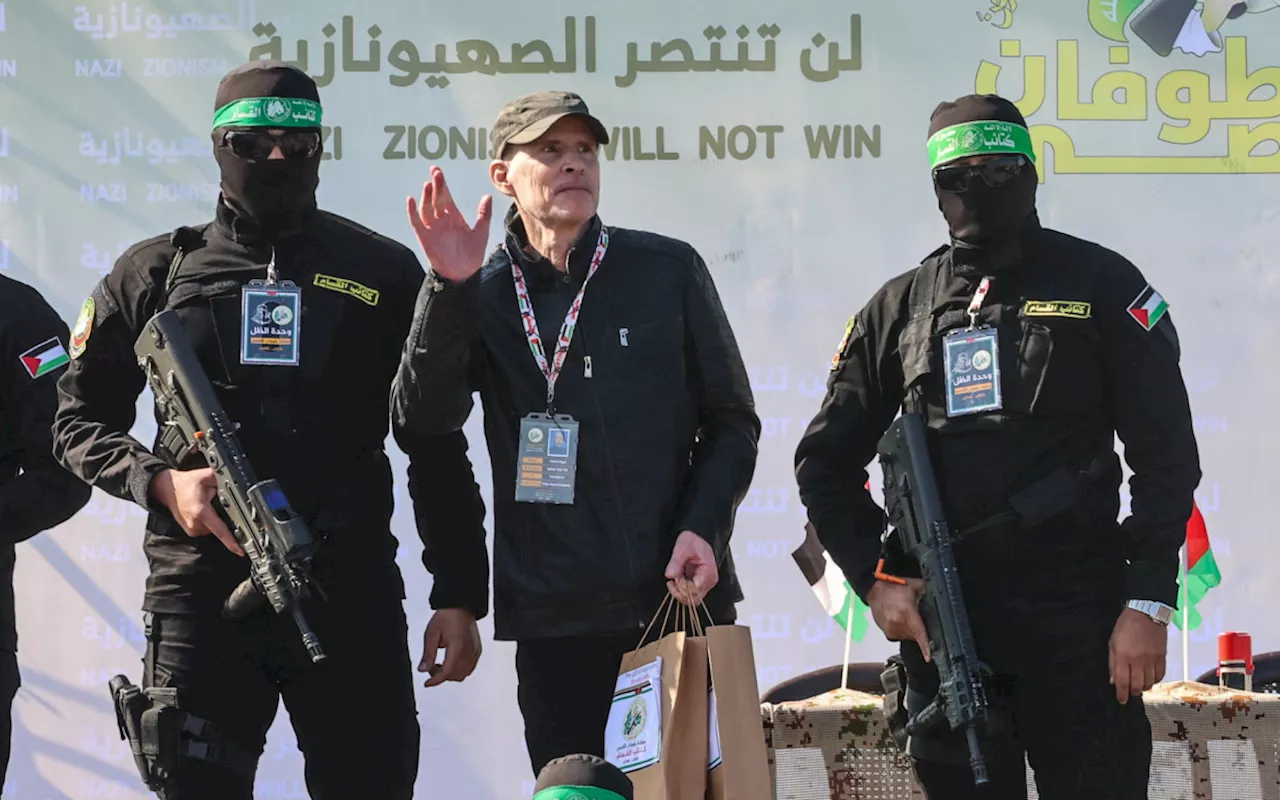 Refém Libertado pelo Hamas Agradece ao Grupo Paramilitar por Tratamento Durante Cativeiro