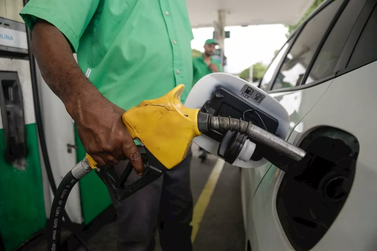 Preços da gasolina e do diesel têm alta de até 4,59% nos postos após aumento do ICMS e reajuste da Petrobras, diz ANP