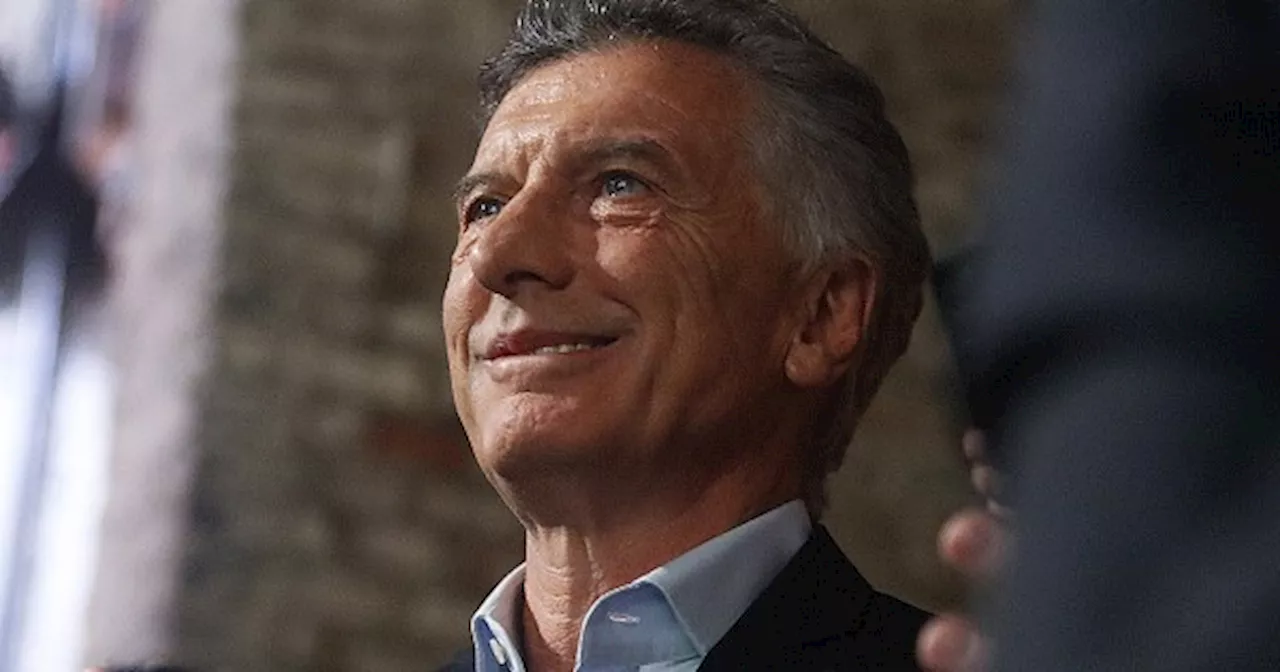 Macri analiza no ser candidato porque una encuesta lo ubica tercero