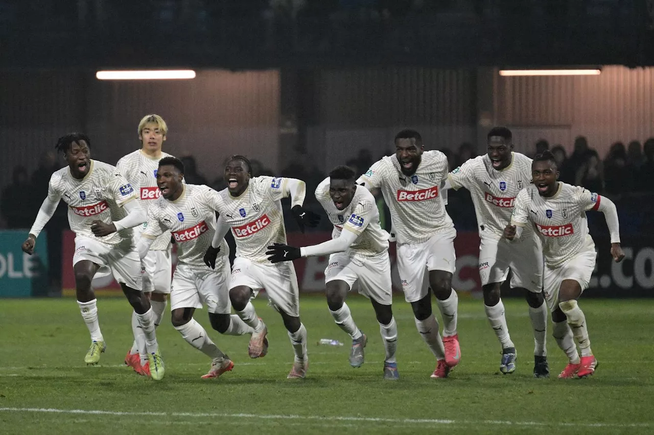 Coupe de France: Reims s'en sort aux tirs au but face à Bourgoin