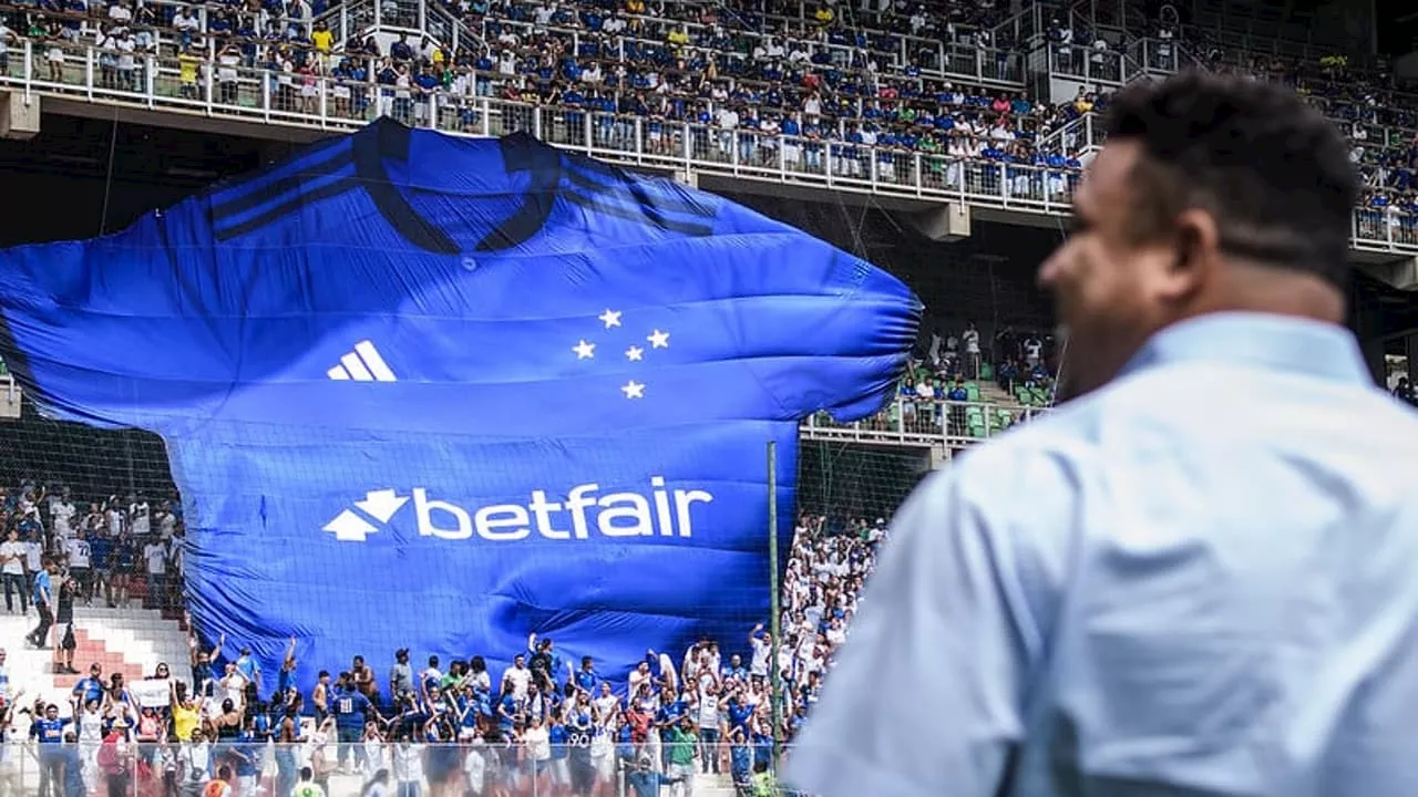 Ronaldo Fenômeno revela quanto ganhava no Cruzeiro