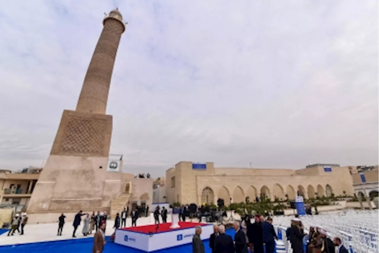 Mosul's Iconic 'Hunchback' Minaret Rebuilt Using Original Bricks After ISIS Destruction