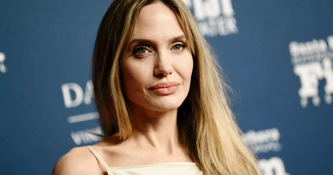 Angelina Jolie recalls crushing moment famous dad won an Oscar with his mistress