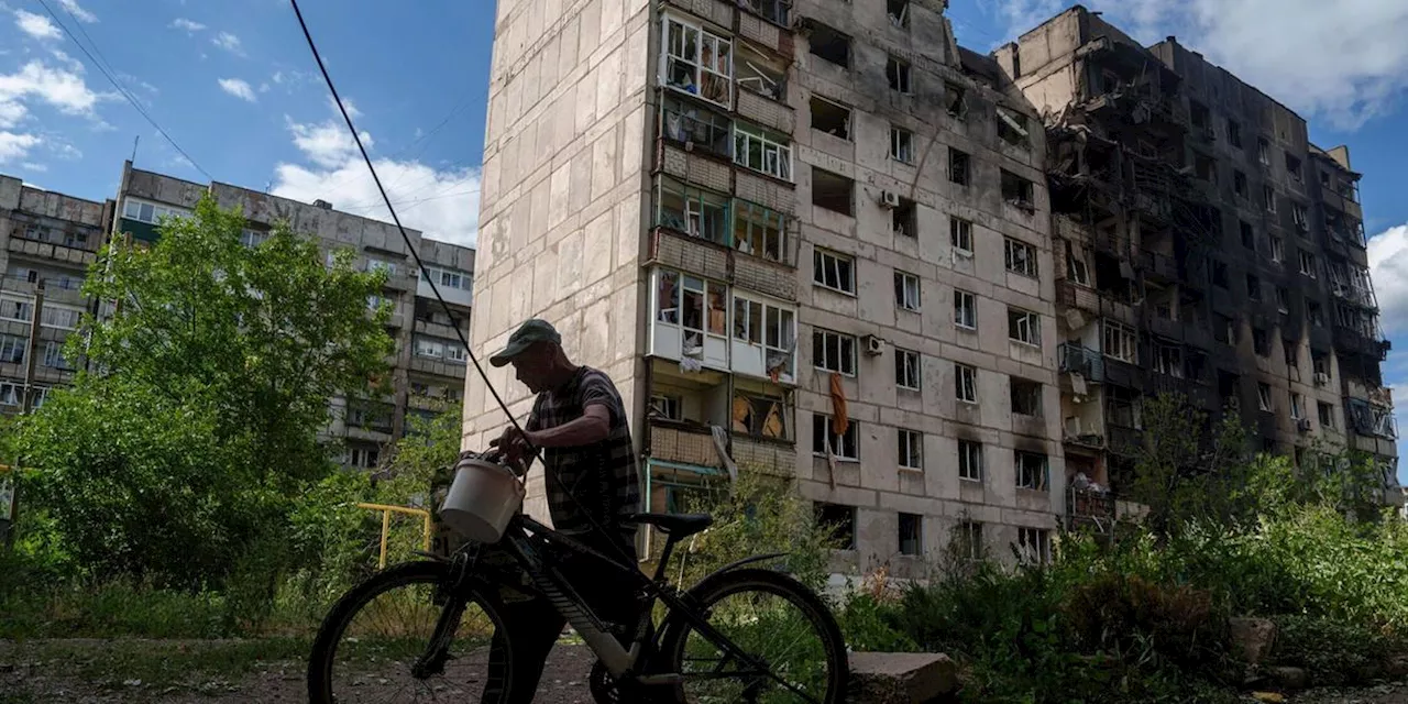 Russland erobert Torezk, Ukraine abfangt Gleitbombe, Finnland verbietet Immobilienkäufe für Russen