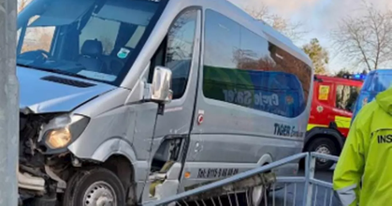 School minibus crashed into van with children on board