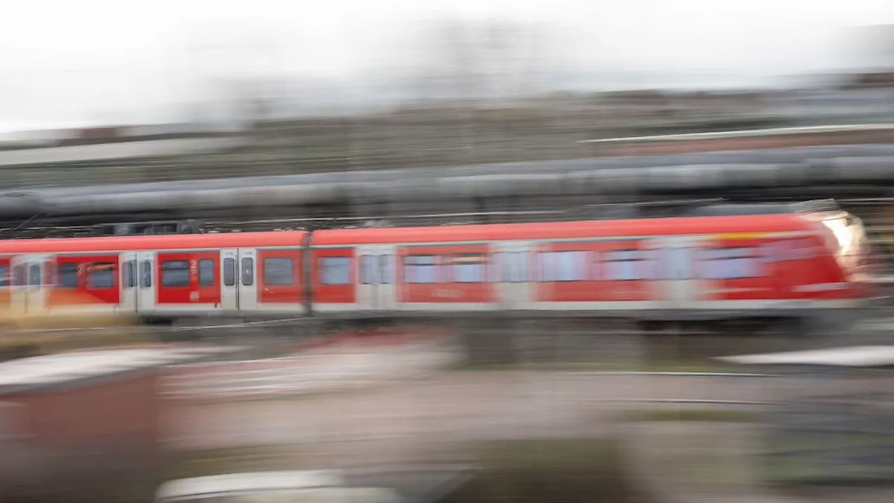 Brückenbau an der Nordmainischen S-Bahn: Lärm und Fahrplanänderungen in Hanau