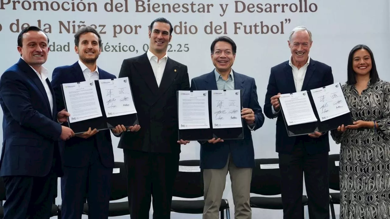 SEP y FMF lanzan Torneo Nacional de Futbol Escolar para 12 millones de niños