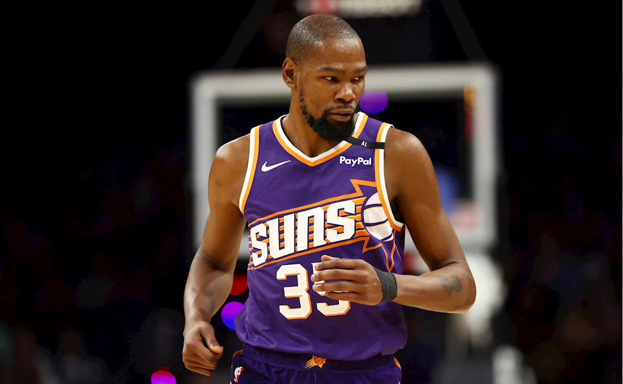 Kevin Durant Stays in Phoenix Despite Trade Rumors