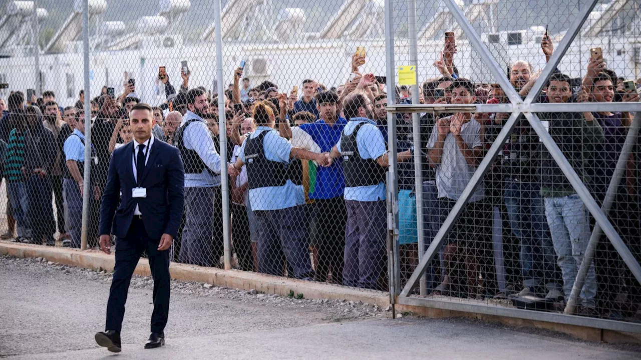 Rückkehr nach Griechenland: Bundesamt legt Flüchtlingen Ausreise nahe