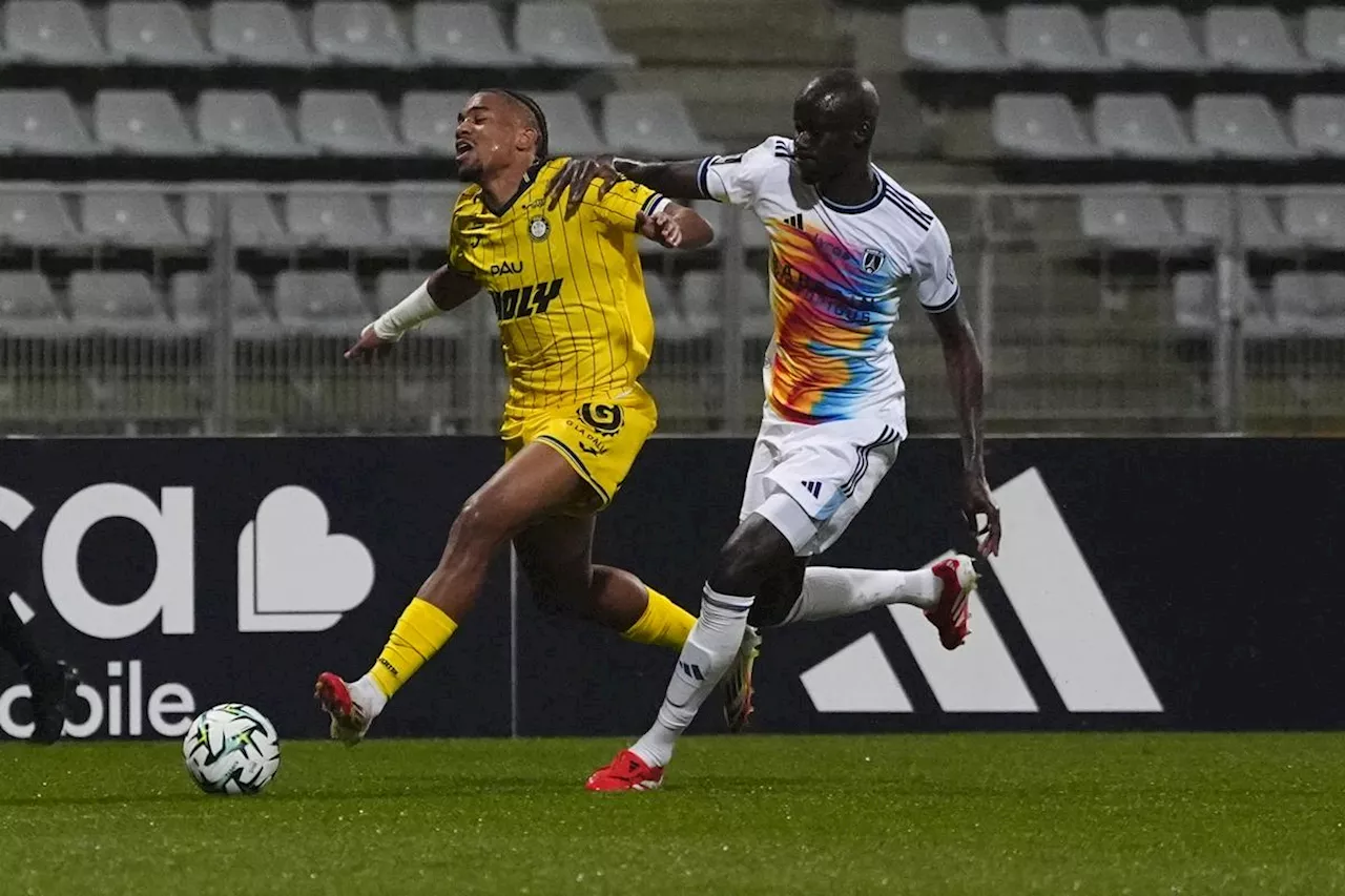 Ligue 2 : le Pau FC tombe face à un Paris FC très réaliste (3-1)