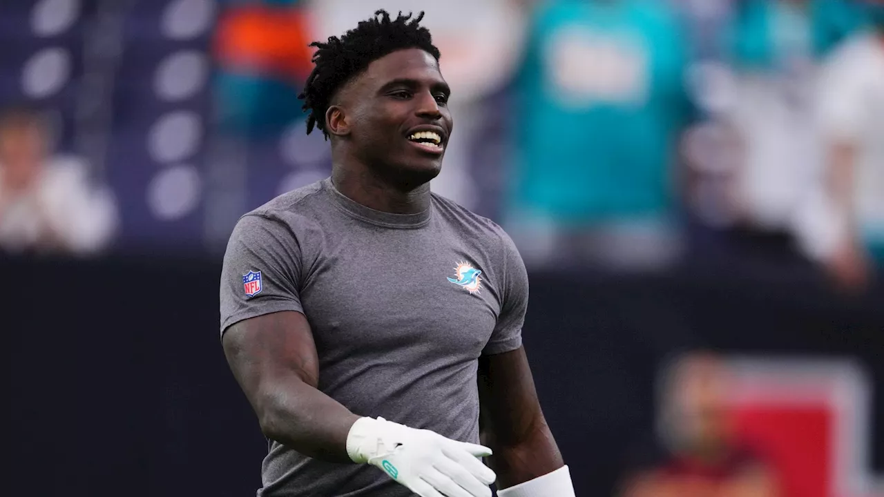 – Tyreek Hill’s stunning U-turn after Miami Dolphins teammates call out receiver’s exit...