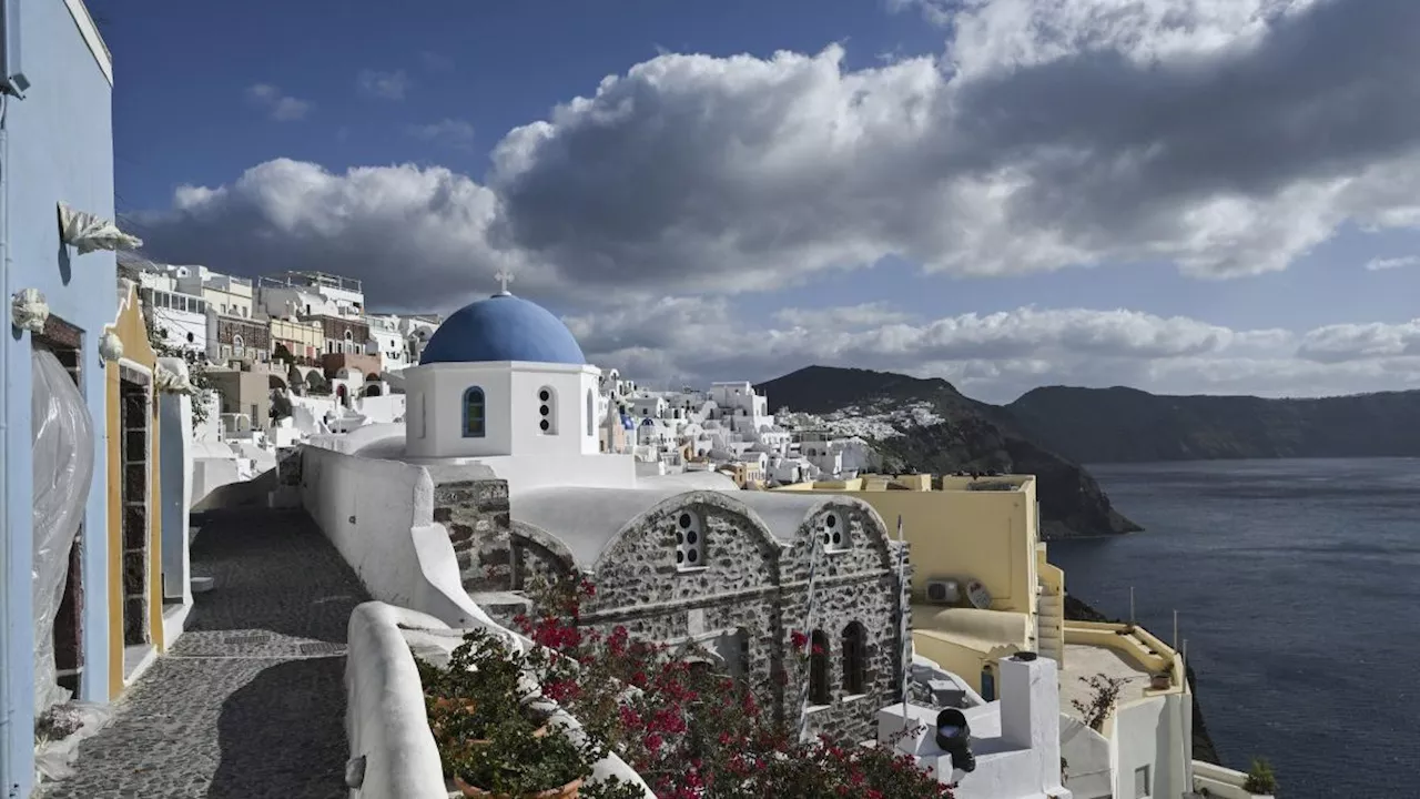 Greece Declares Emergency as Santorini Hit by Hundreds of Mini-Earthquakes