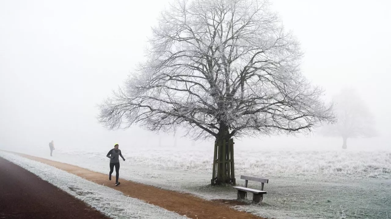 UK braced for cold snap with temperatures plummeting to -7C