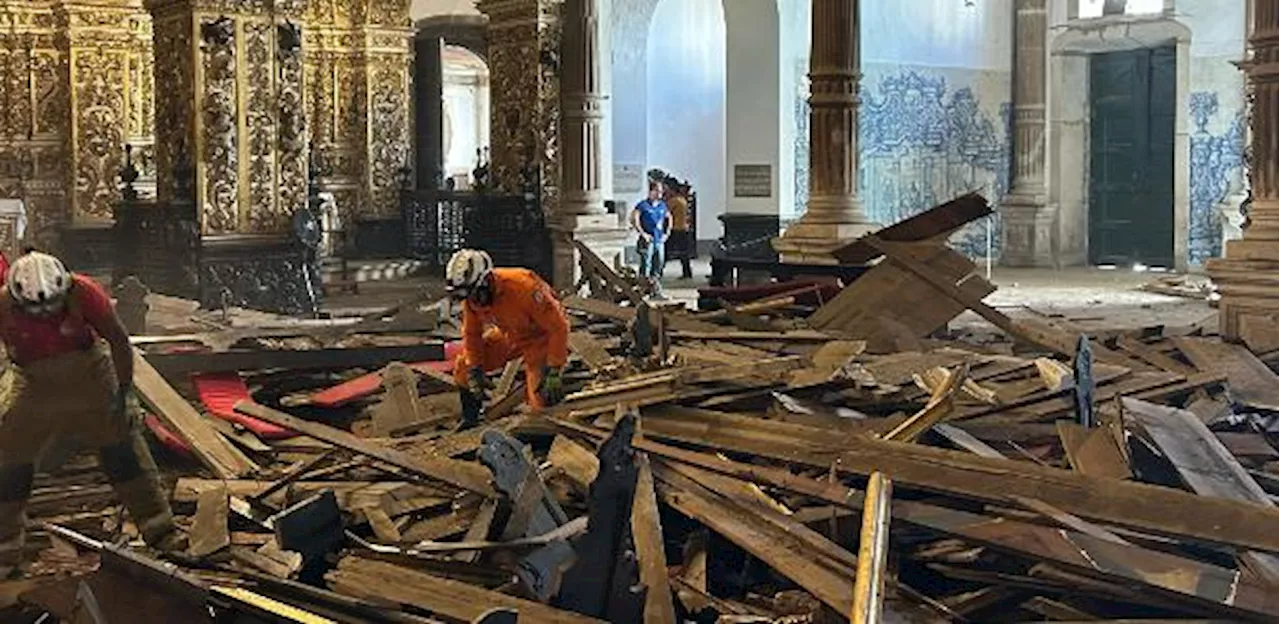 Igreja de Ouro em Salvador: Danos após Desabamento do Teto e Interdição de Edifícios em Risco