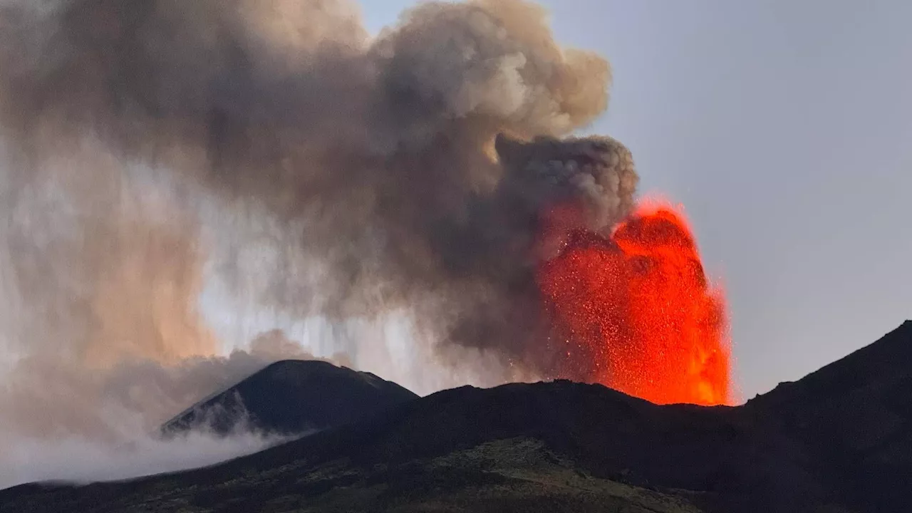 Attività effusiva al Cratere Bocca Nuova dell'Etna