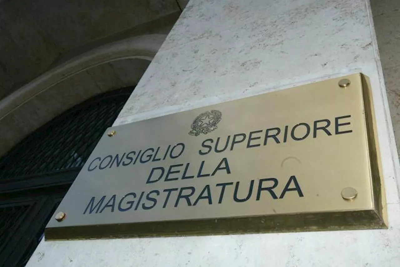 Richiesta Incompatibilità Ambientale per il Procuratore di Roma