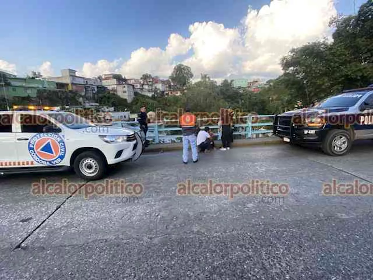 PC y Policía evitan que mujer saltara al río en Córdoba, este viernes