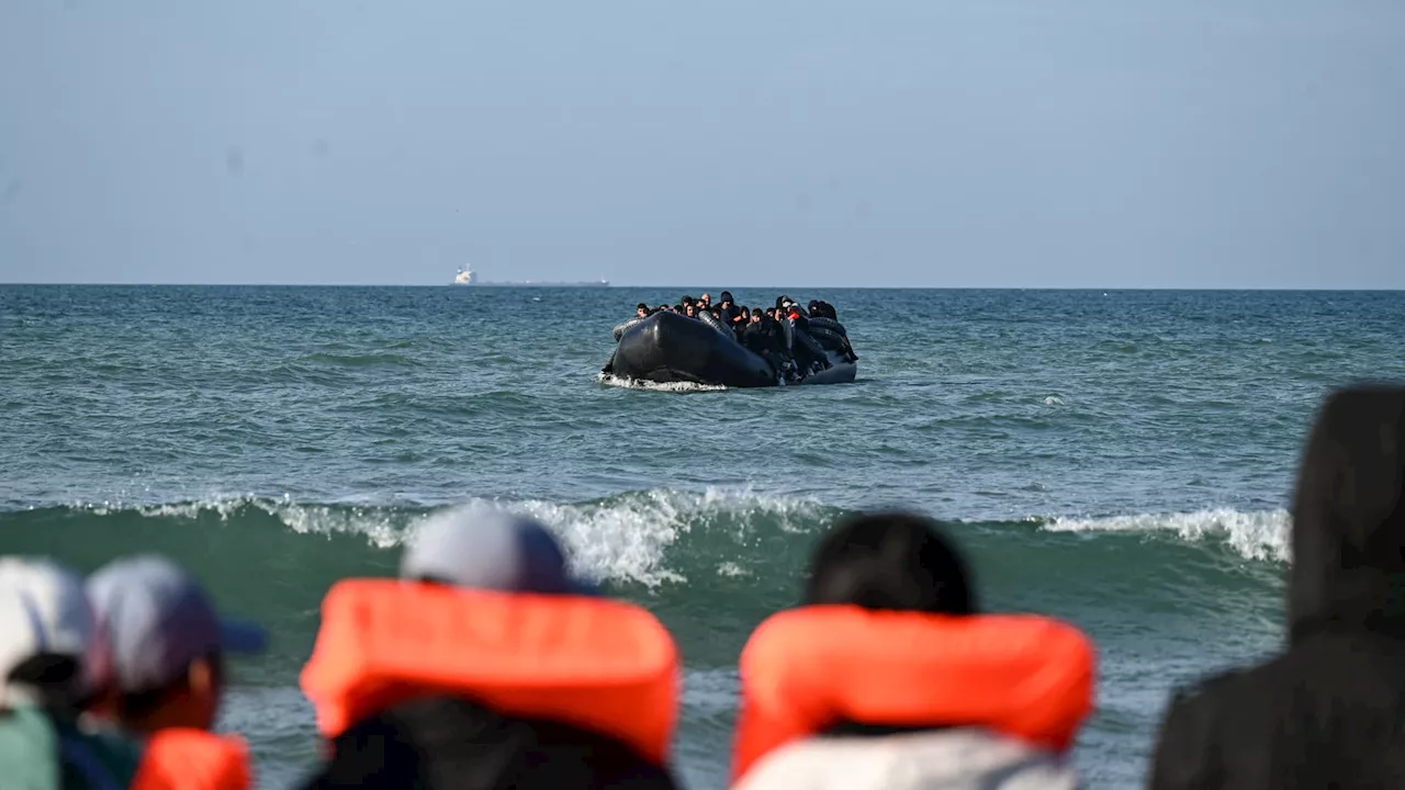 Quatre membres d'un réseau de passeurs condamnés pour des traversées illégales vers l'Angleterre