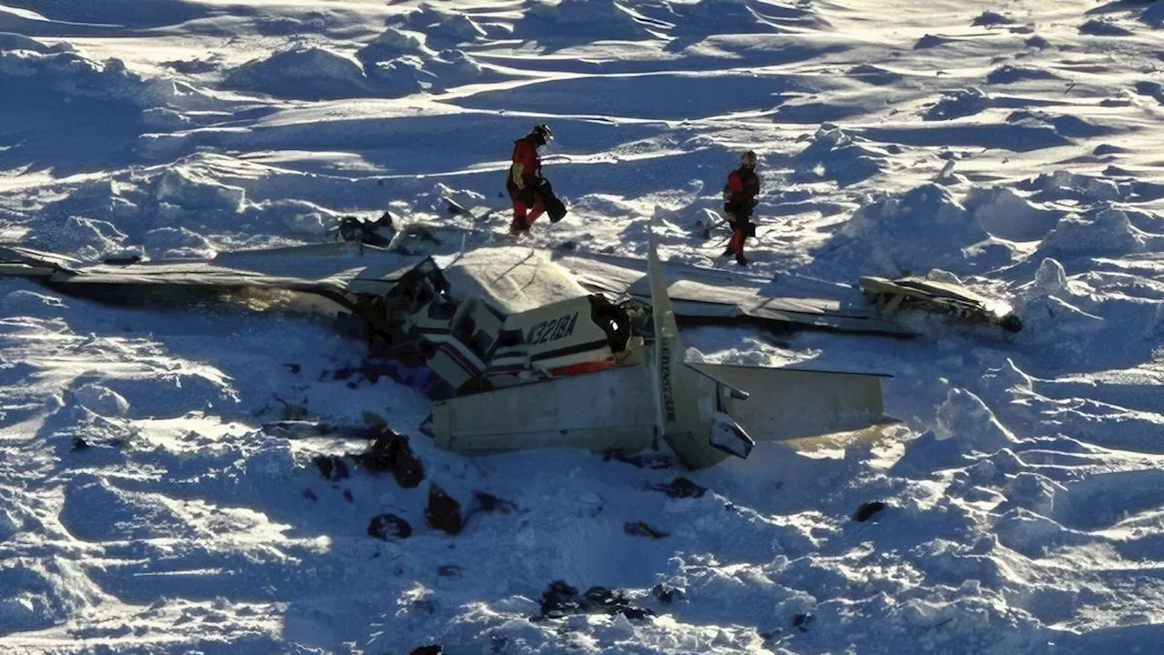 Aereo disperso in Alaska: ritrovati i rottami con tre corpi