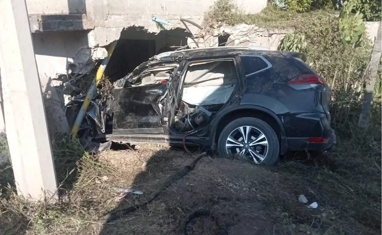 Trágico accidente en Rioverde, San Luis Potosí deja 3 jóvenes muertos; camioneta sale del carril y se impacta contra vivienda