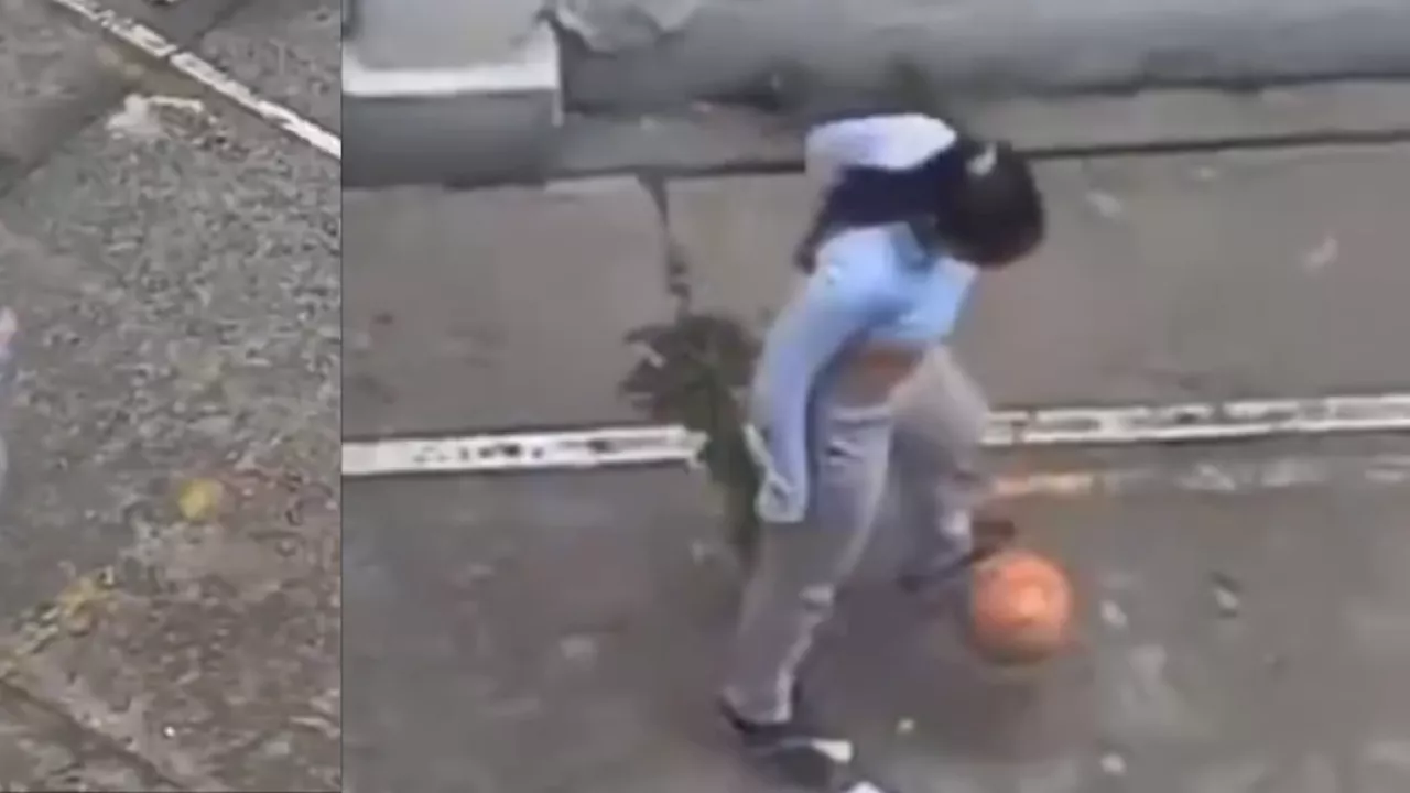 Epa Colombia es captada en video jugando futbol en la cárcel El Buen Pastor: ¿se trata de la 'influencer'?