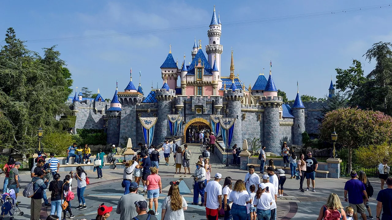 Theme Parks Offer Free Tickets to First Responders Battling Wildfires