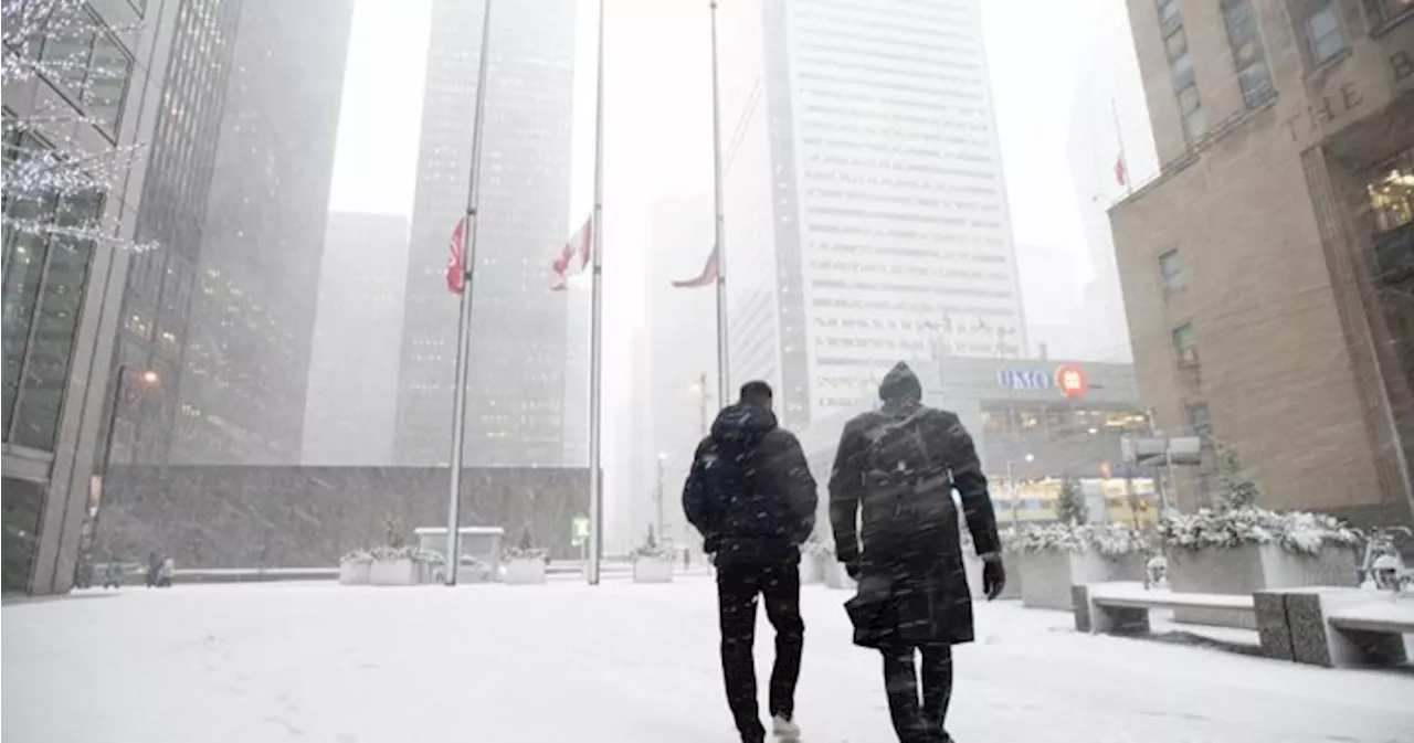 Heavy Snow Forecast for Southern Ontario, Drivers Urged to Exercise Caution