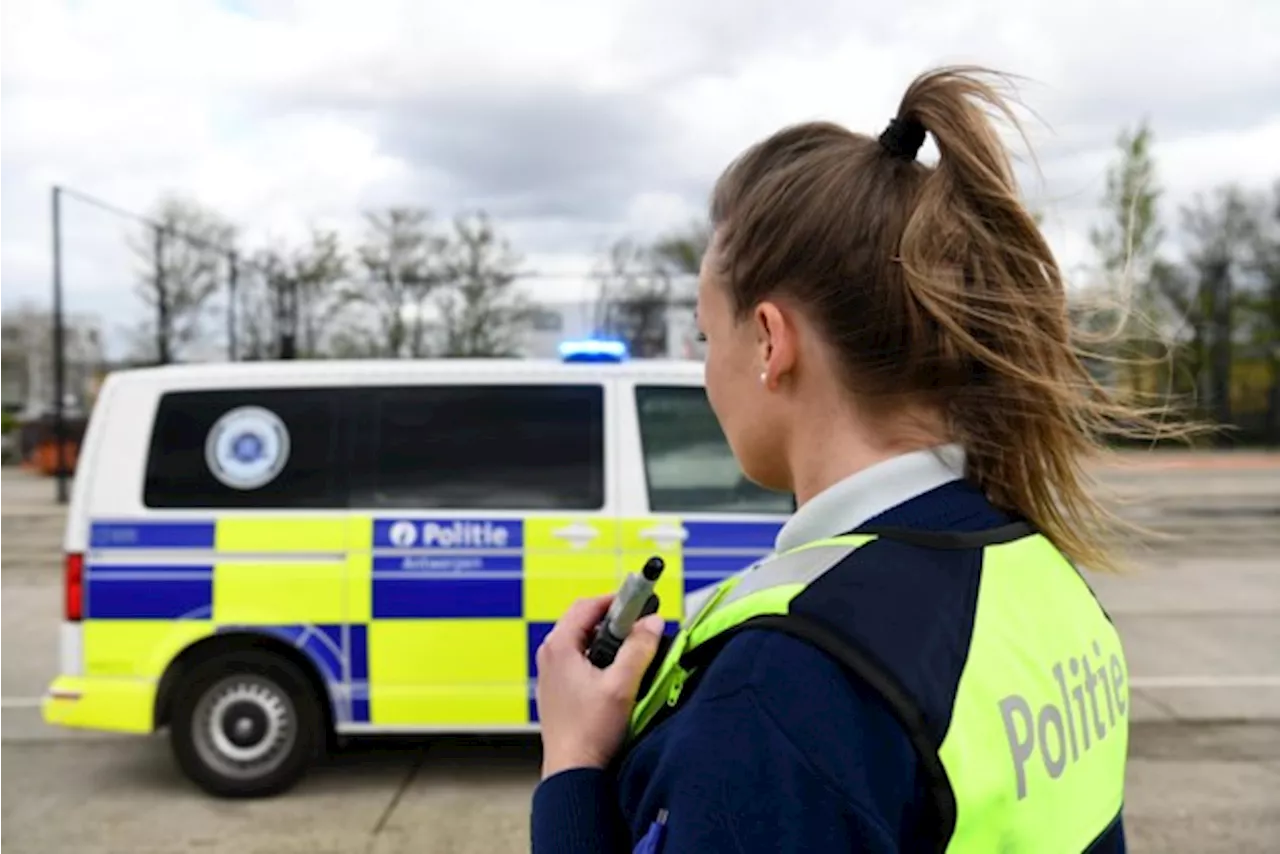 Politie sluit horecazaak in Deurne na controle: “Drugs en verboden gokautomaten aangetroffen”