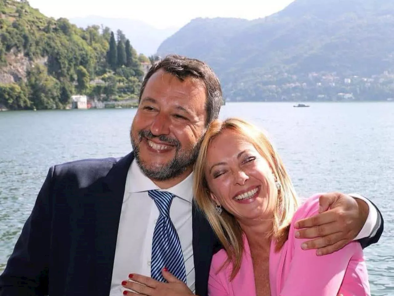 Chat di partito rubate, Fdi adesso querela Meloni: 'La stima per Salvini è nei fatti'