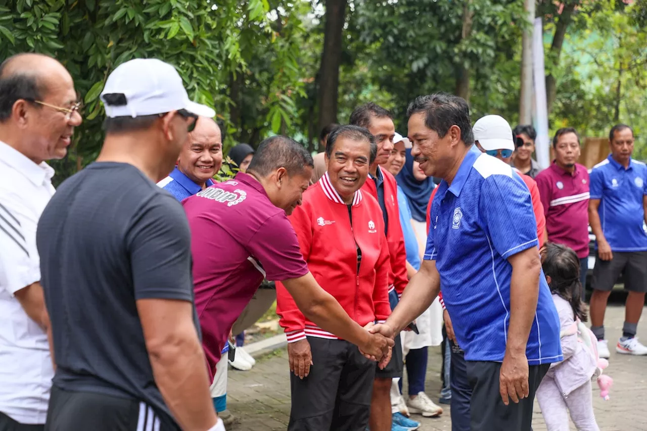 Meresmikan Kantor Sekretariat Asosiasi Tenis Profesor, Nana Sudjana: ATP Harus Murup