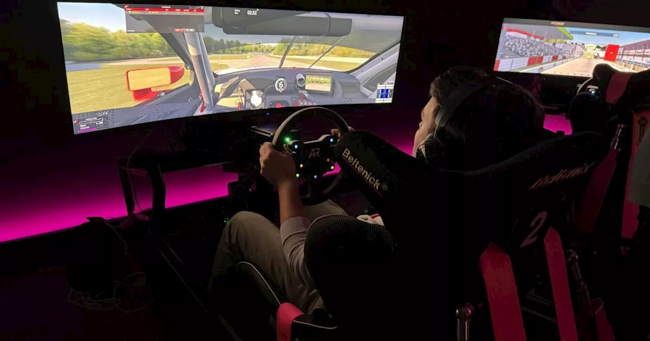 Österreichs Erste VR-Motorsport-Arena Eröffnet