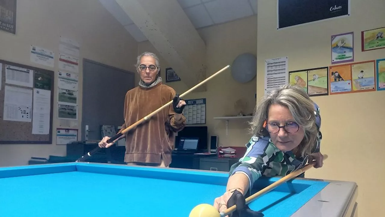 Catherine et Brigitte, deux femmes au club de billard de Cahors