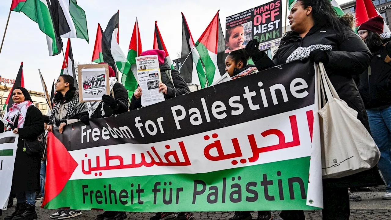 Berlin Police Ban Arabic Speech at Pro-Palestinian Rallies