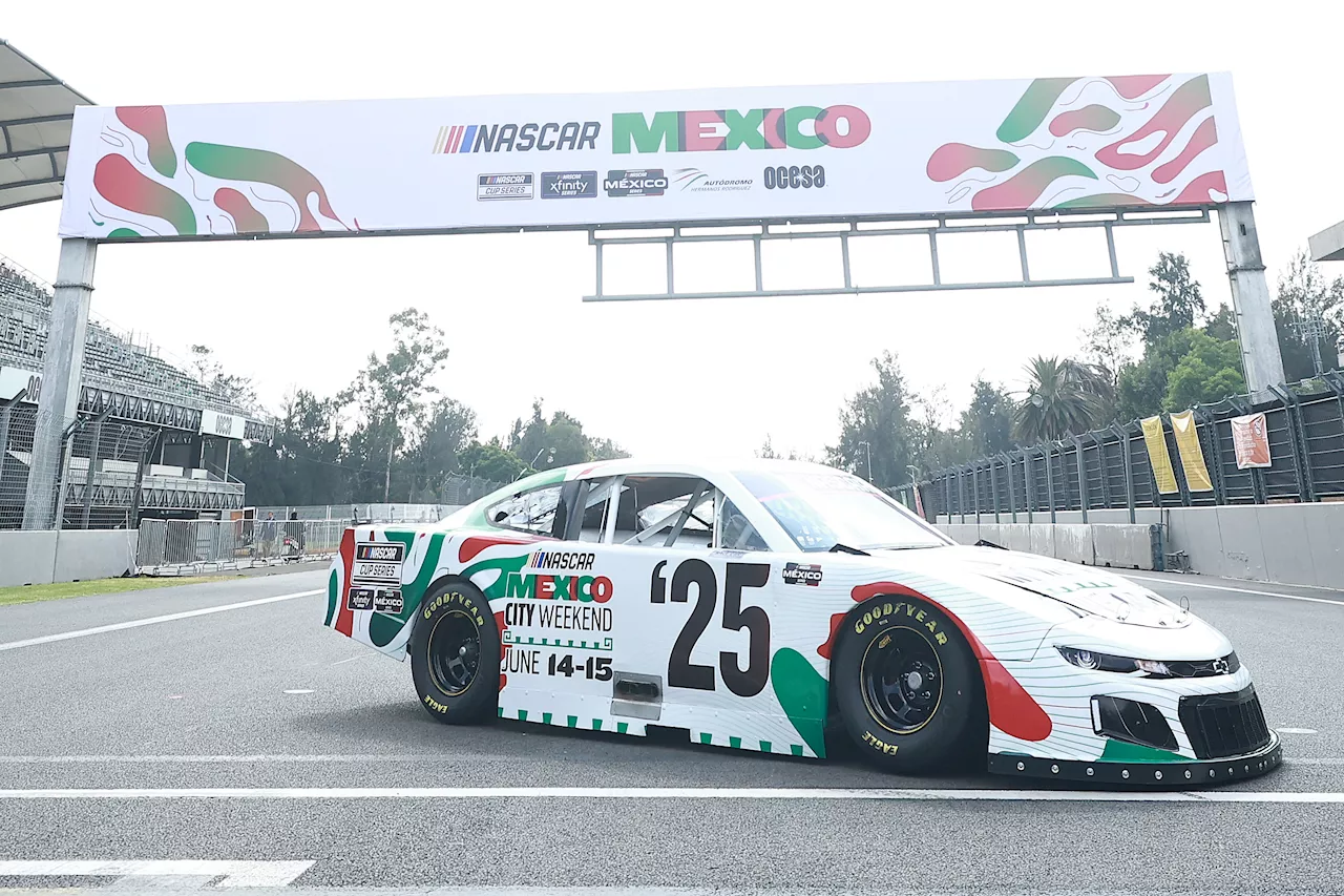 NASCAR Races in Mexico City for First Time in 65 Years