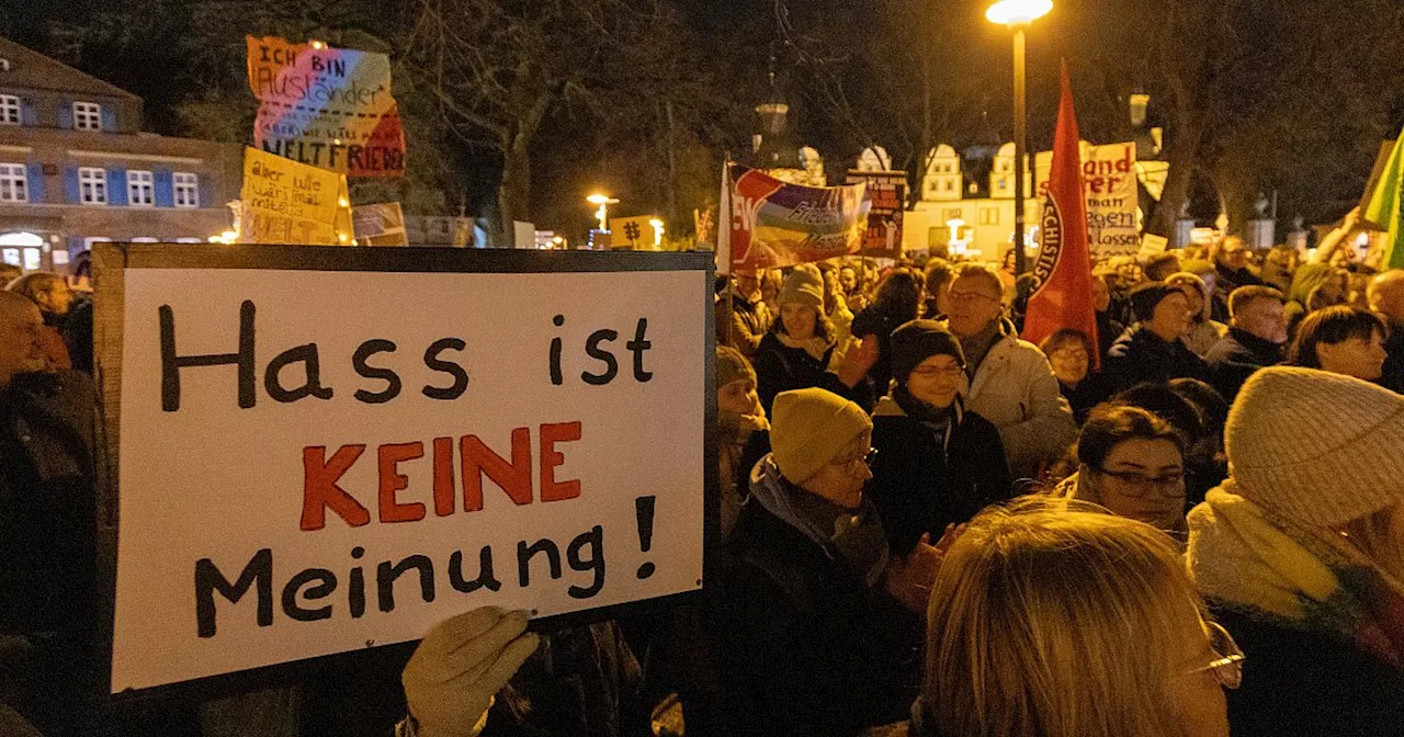 Protest gegen AfD-Kundgebung in Paderborn: Infos zu Demoroute, Sperrungen und Zeiten