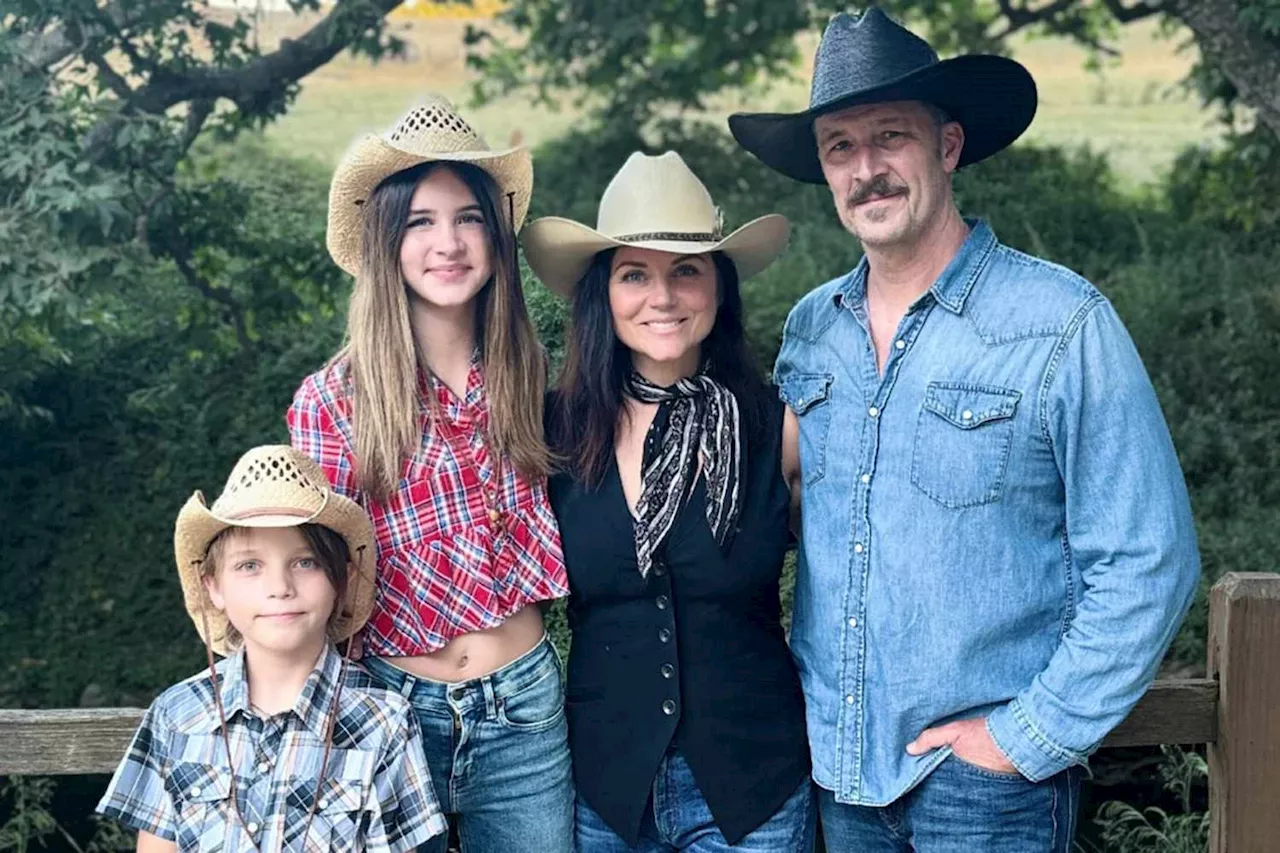 Tiffani Thiessen's Son Loves to Cook With Her, But Her Teenage Daughter Has 'Her Own Social Life'