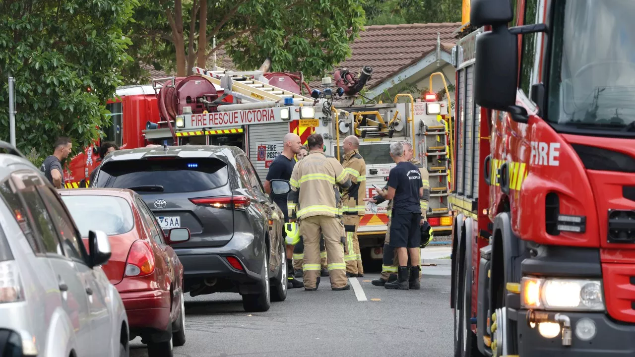 Firefighters swarm Melbourne street after ‘suspicious’ blaze