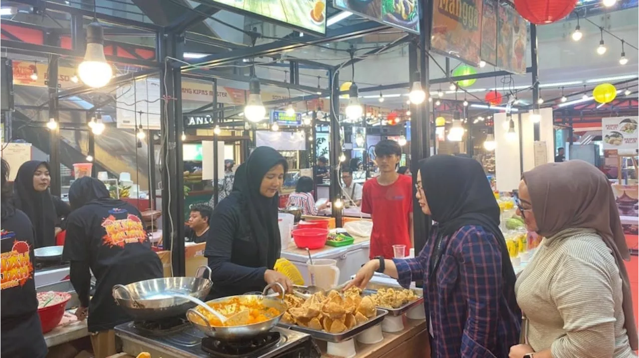 Menjelajahi Kelezatan Kuliner Nusantara di Festival Kuah Kuah Pedas dengan Suasana Imlek yang Meriah