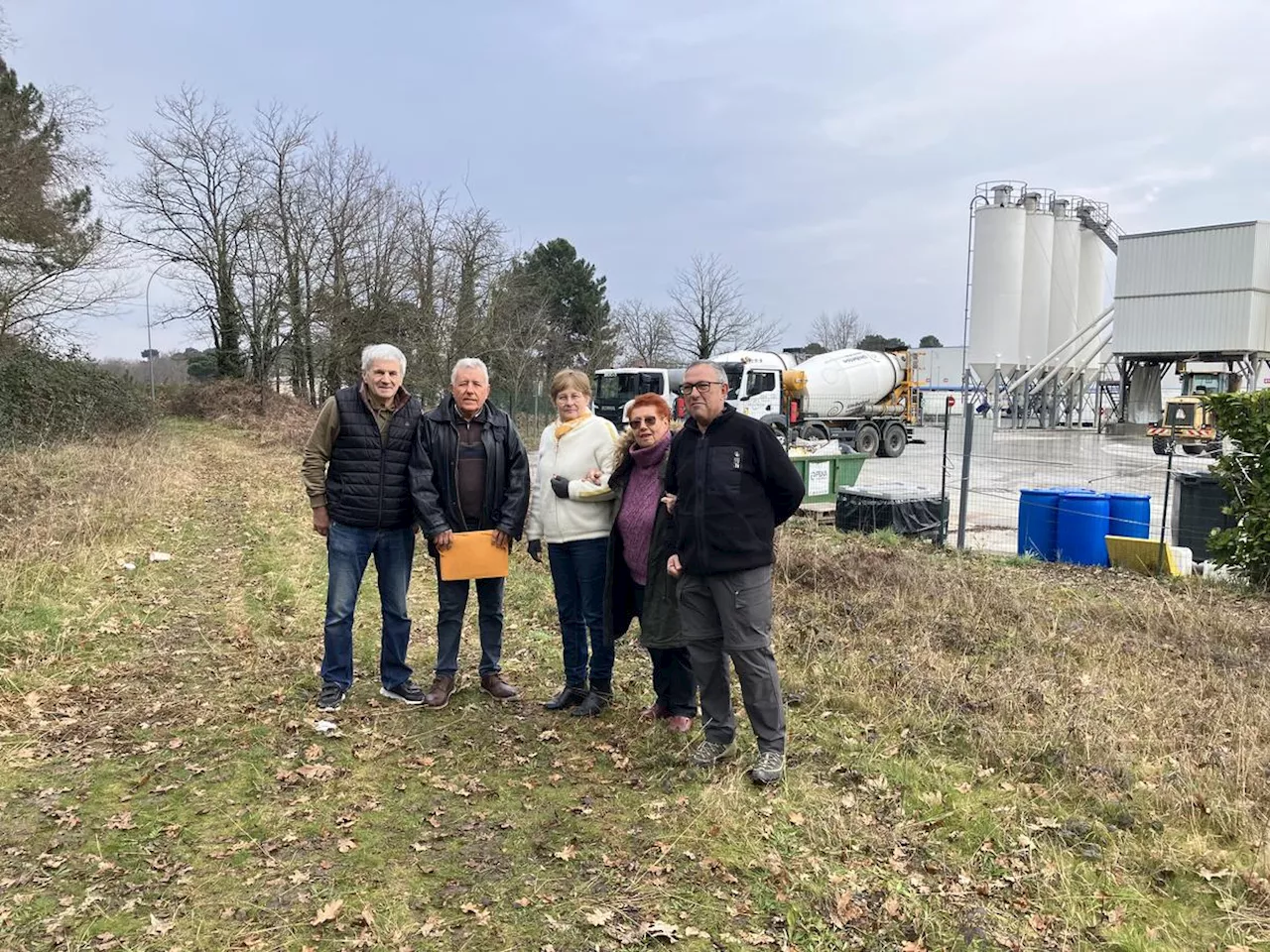 Crématorium à Langon : « Le lieu n’est pas propice à la sérénité », des riverains vent debout contre le projet