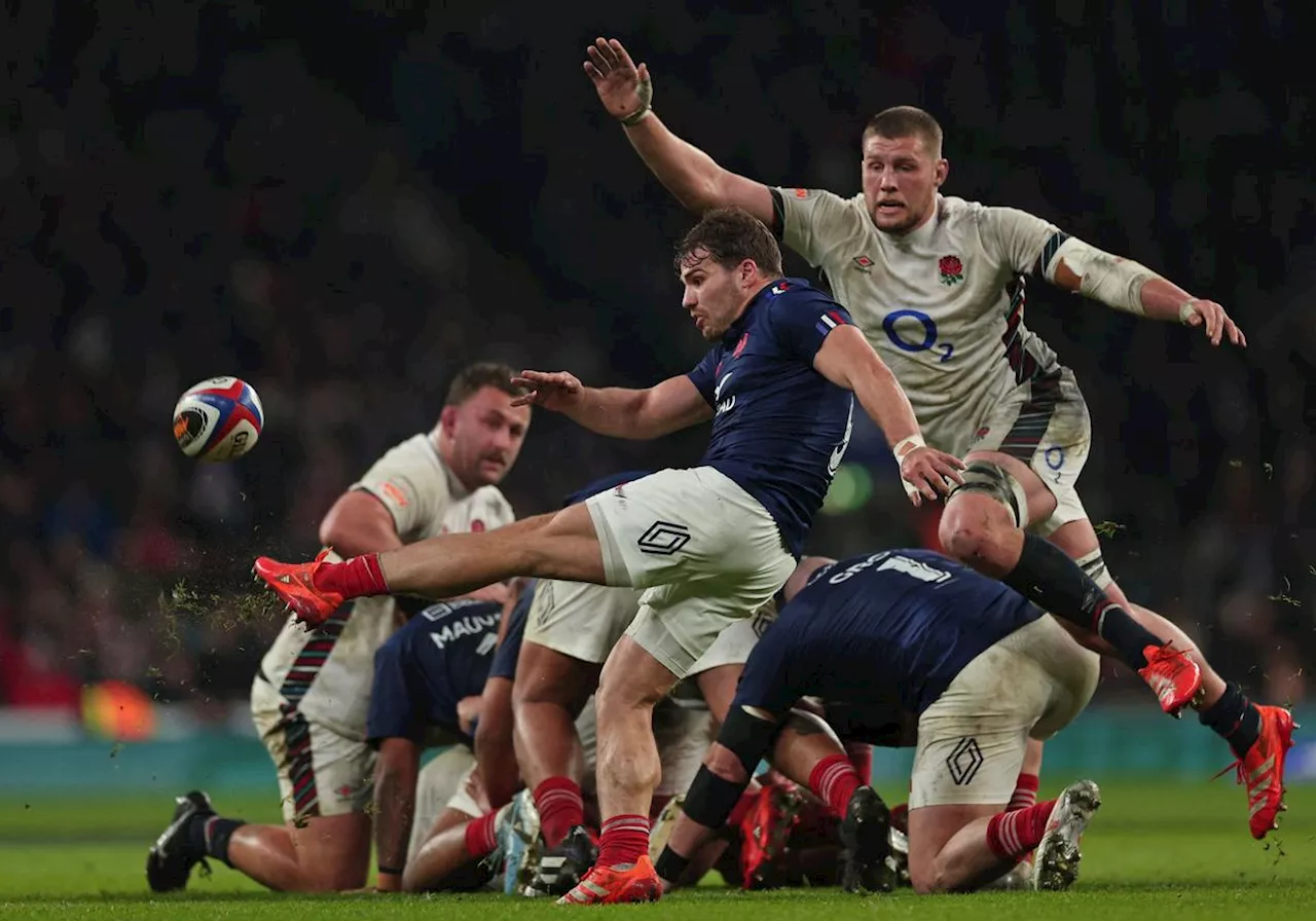 France : les Bleus s’inclinent à Twickenham après avoir trop gâché