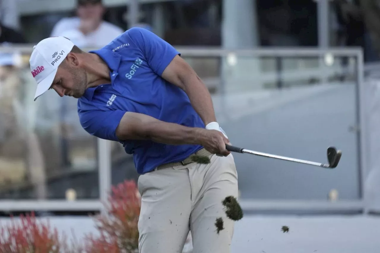 Wyndham Clark Shoots Bogey-Free 64 to Lead Phoenix Open