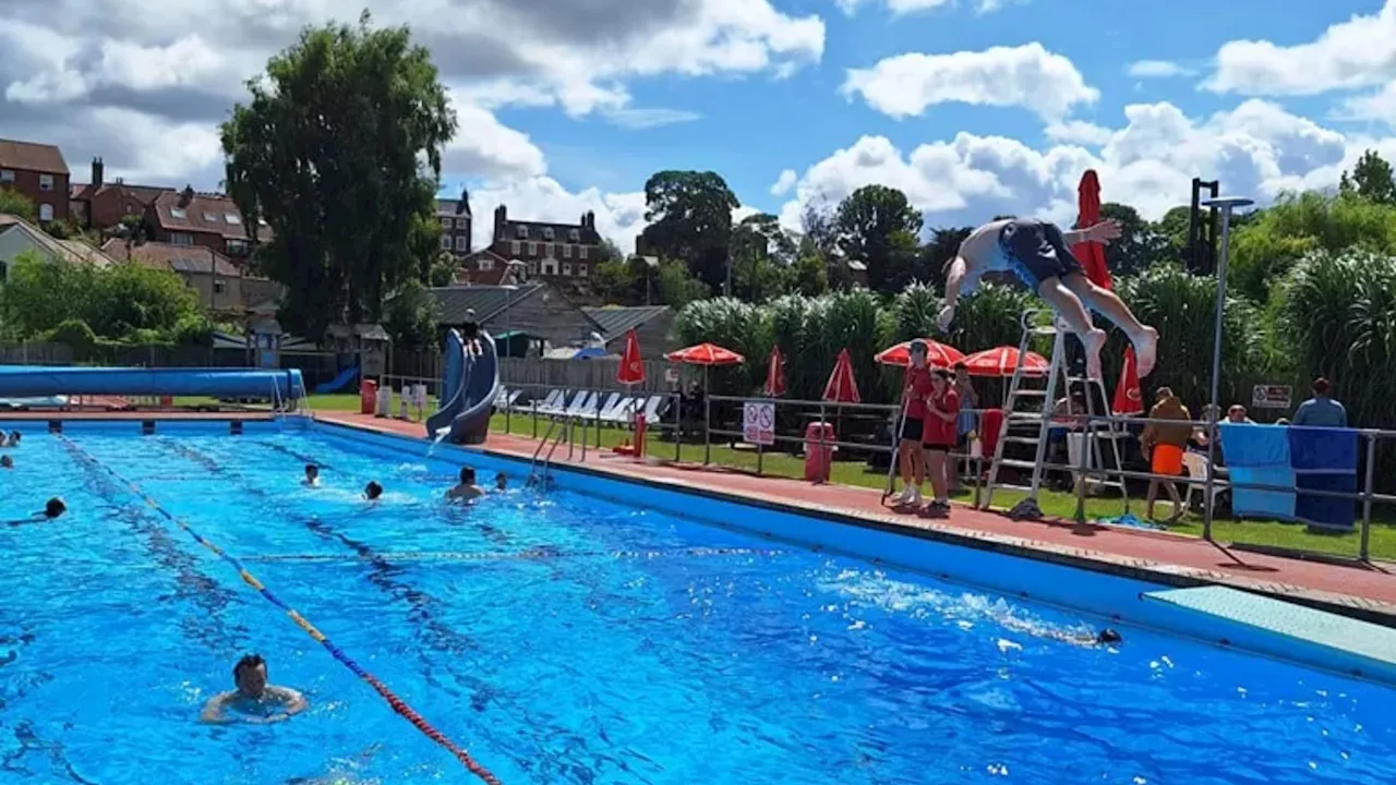 UK Lido to Close for Renovation, Reopening with New Pergola